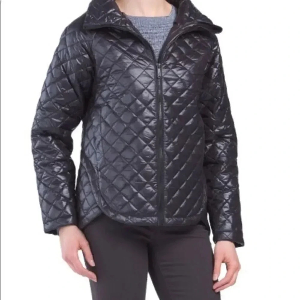 BCBGMAXAZRIA Quilted Hooded Zip Front Jacket